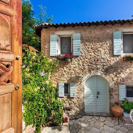 Pavezzo Country Retreat