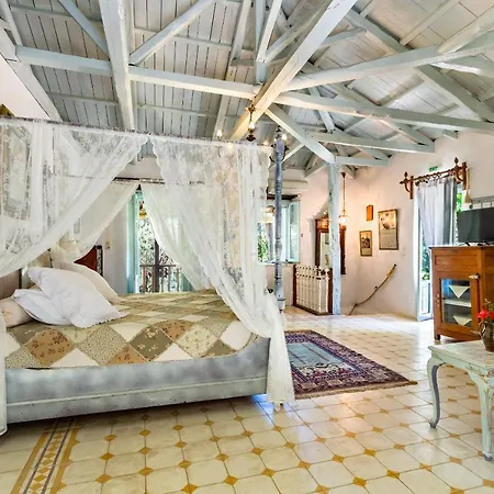 Pavezzo Country Retreat 4* Katouna