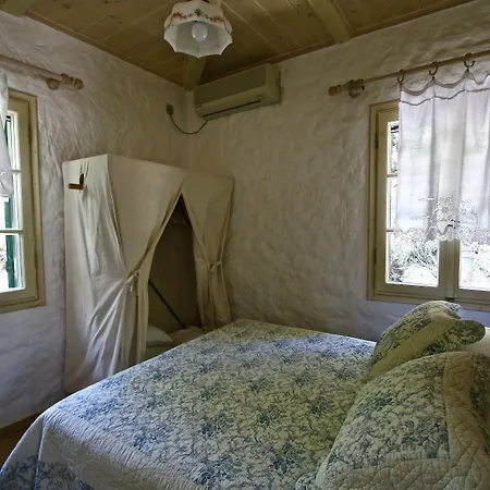 아파트호텔 Pavezzo Country Retreat Katouna