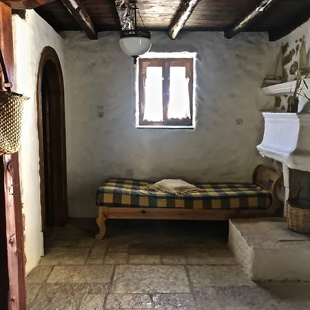 Pavezzo Country Retreat 아파트호텔 Katouna