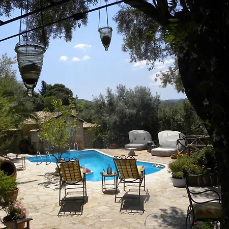 Pavezzo Country Retreat 아파트호텔 Katouna