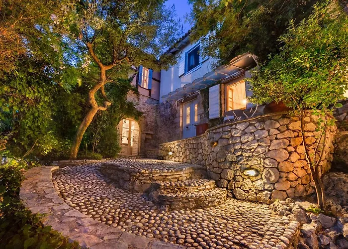 Pavezzo Country Retreat 4*