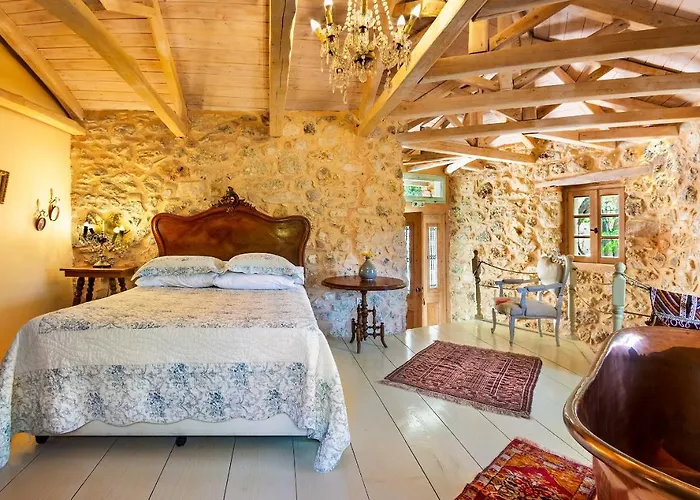 Pavezzo Country Retreat Apartahotel Katouna
