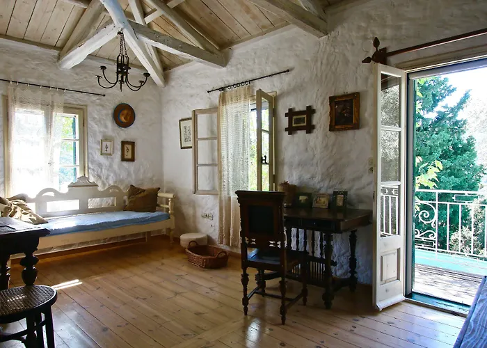 Pavezzo Country Retreat Apartahotel
