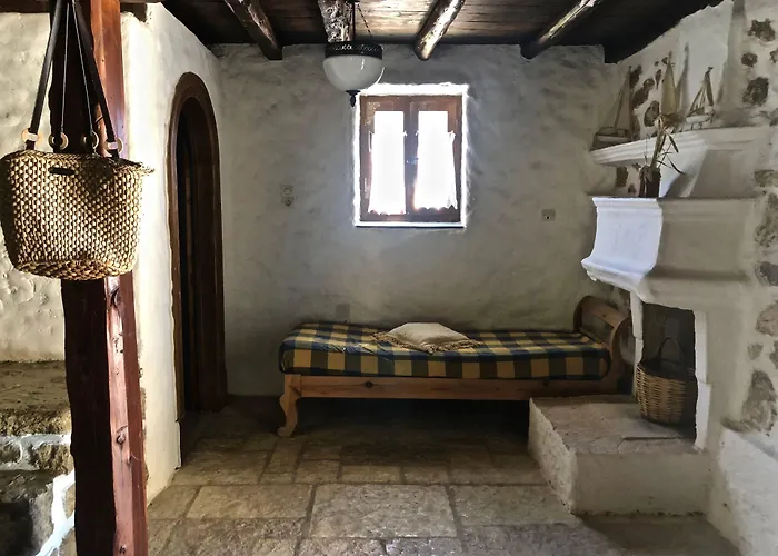 Pavezzo Country Retreat Apartahotel Katouna