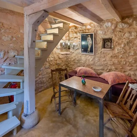 Pavezzo Country Retreat 4* Katouna