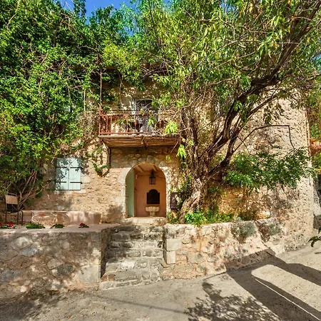 Apart Otel Pavezzo Country Retreat Katouna