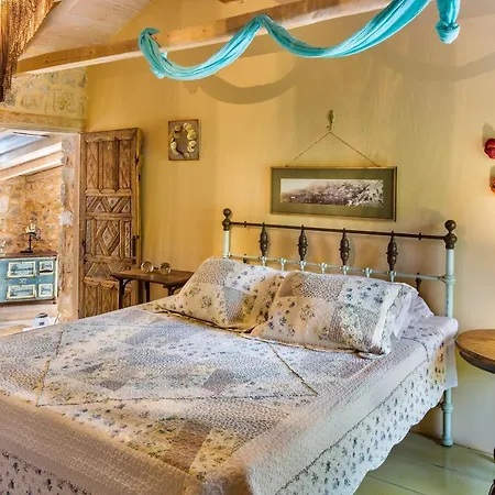 Apart Otel Pavezzo Country Retreat