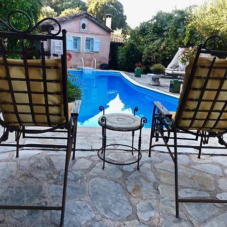 Apart Otel Pavezzo Country Retreat Katouna