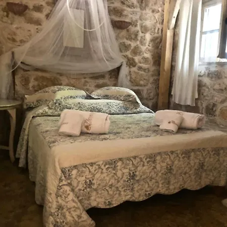 Pavezzo Country Retreat 3* Katouna
