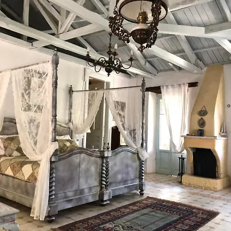 Pavezzo Country Retreat