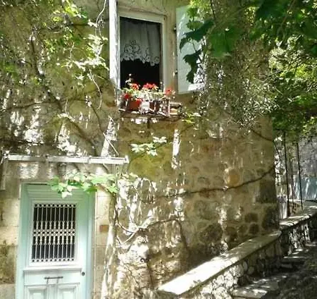 Pavezzo Country Retreat 3*